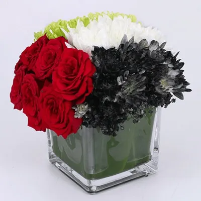 National Day Flowers In Vase | Flower Gift Center