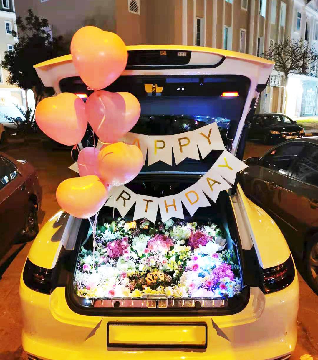 Birthday Roses Car D?cor | Flower Gift Center
