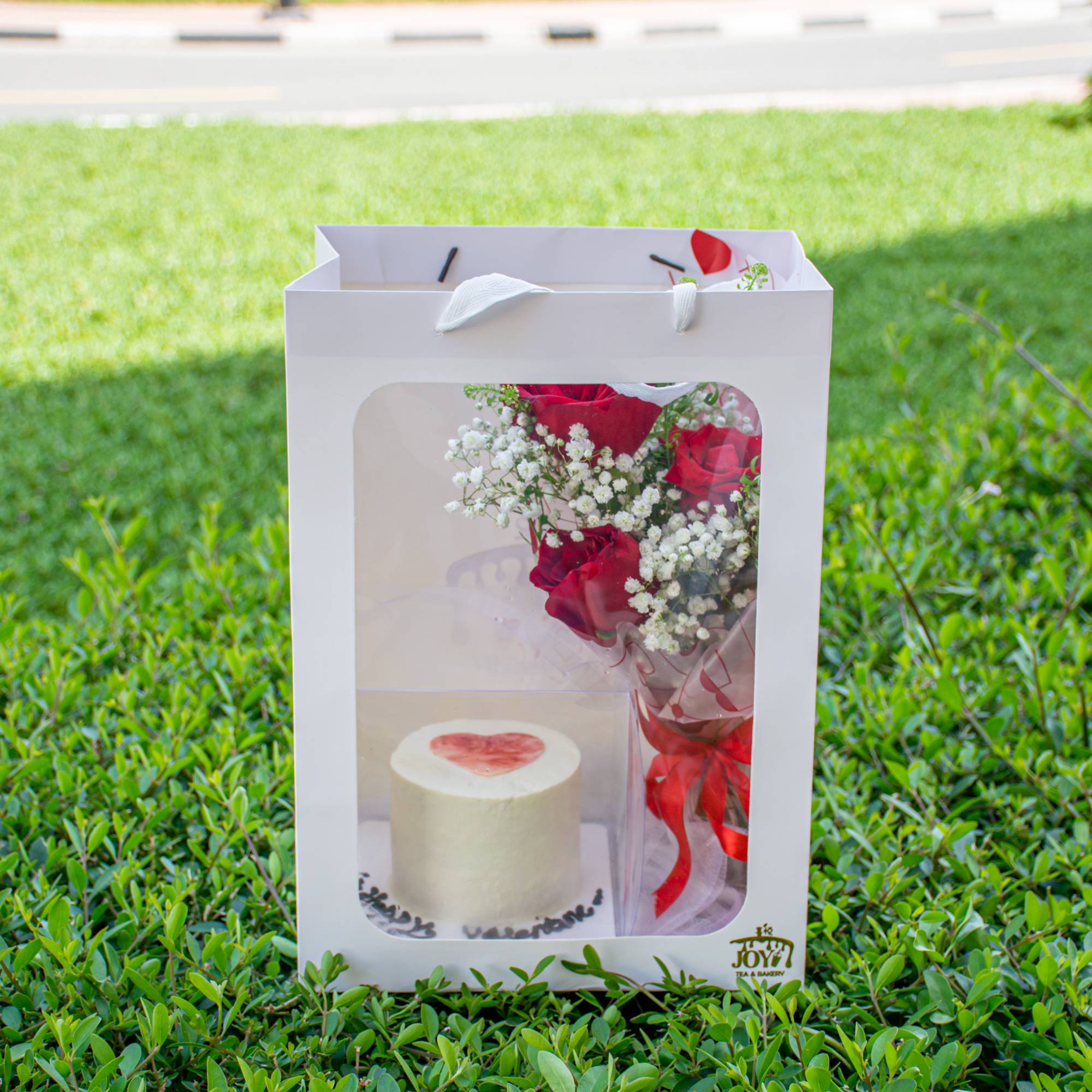Red Rose with Cake Combo | Flower Gift Center