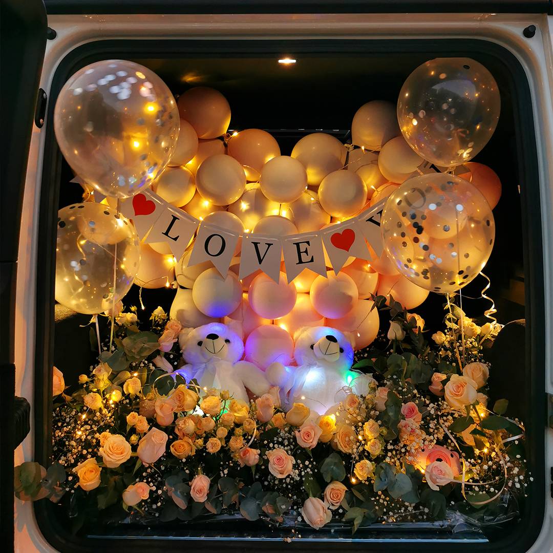 Car Surprise Love Balloons Decorations | Flower Gift Center