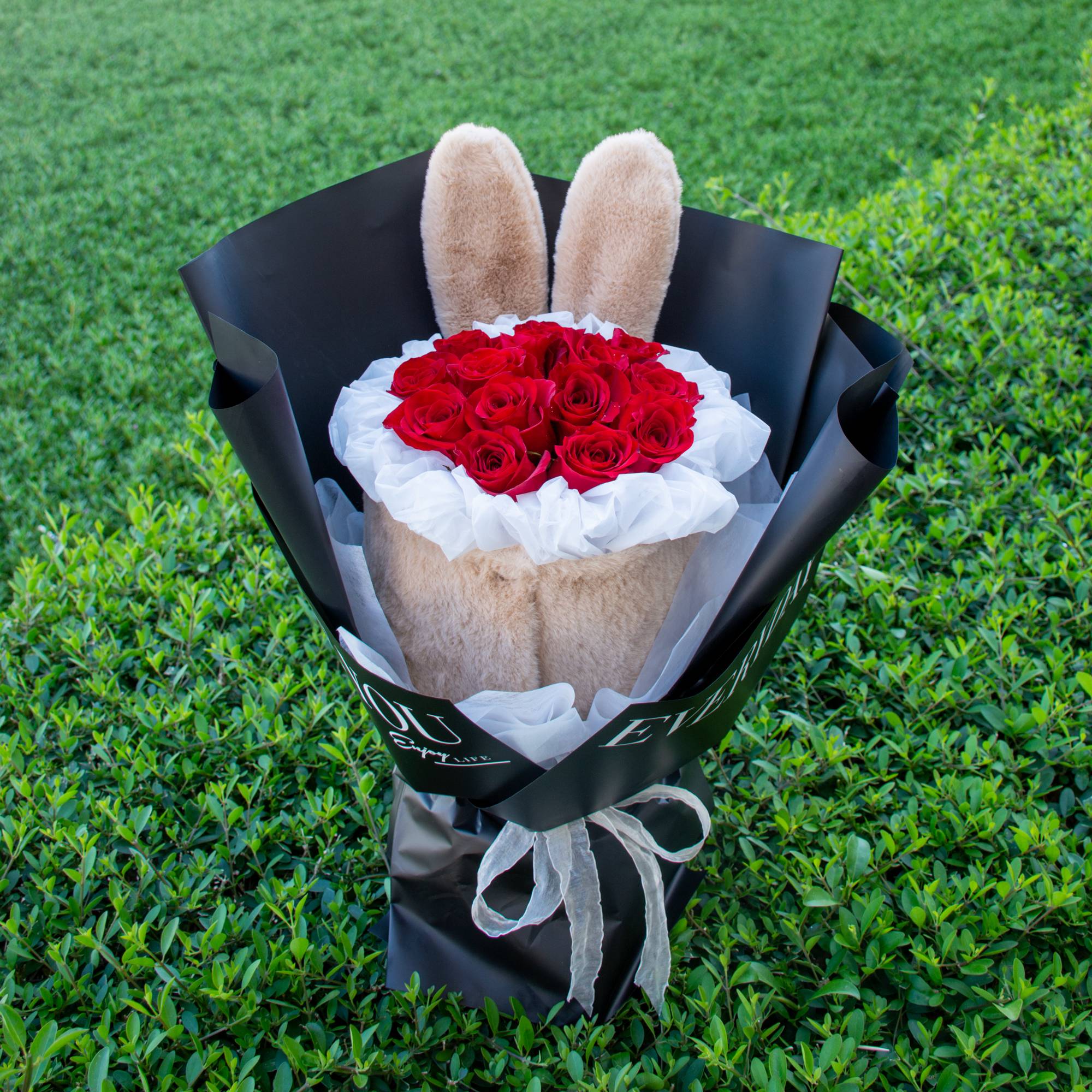 Classic Rabbit Red Rose Bouquet