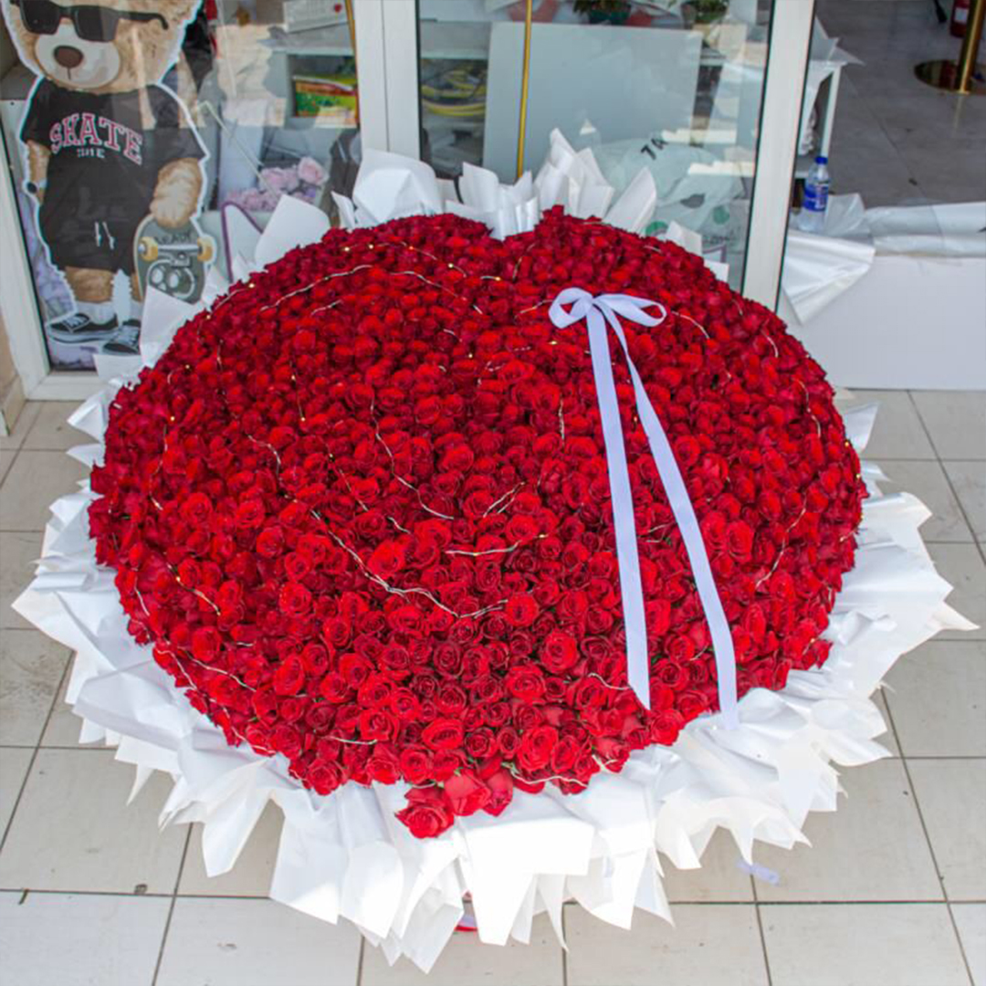 999 Red Rose Big Bouquet | Flower Gift Center