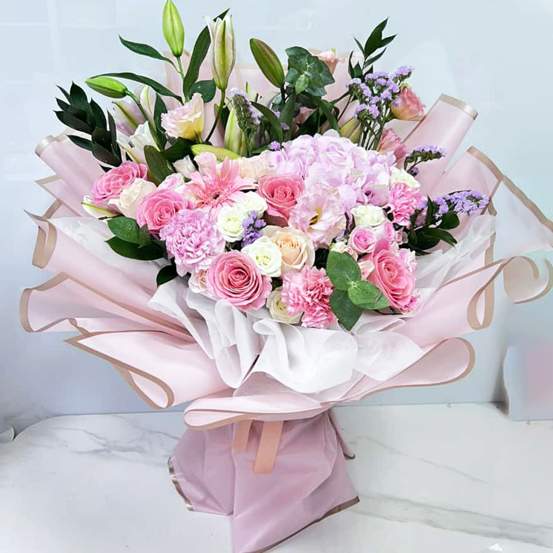 Mix Pink Flower Bouquet with Lily and Hydrangea