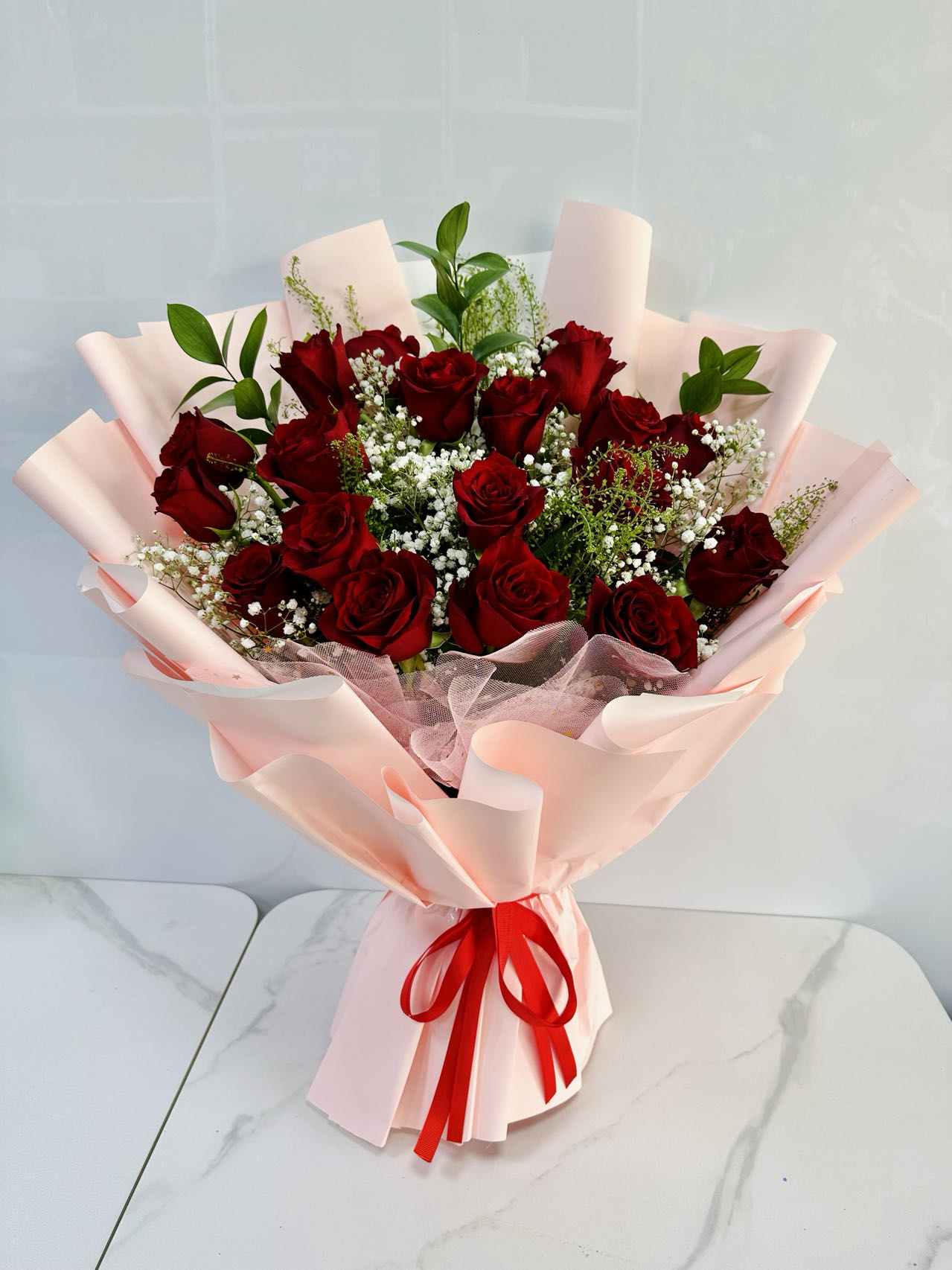 19 Red Rose in Pink Bouquet