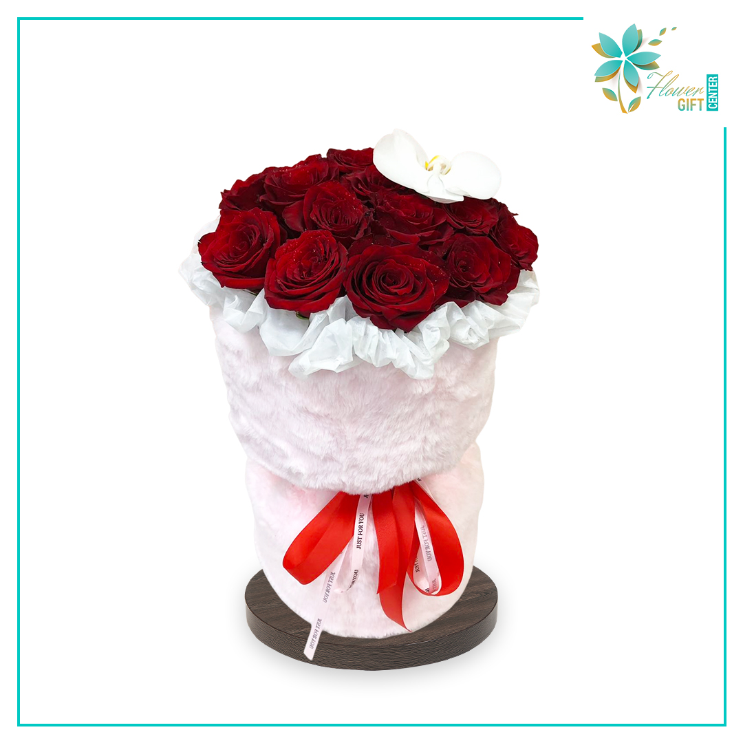 Red Rose Bucket | Flower Gift Center